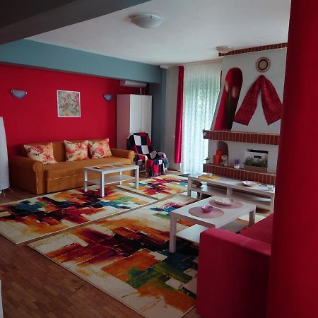Andreea'S Apartments-Old Town Boekarest Buitenkant foto